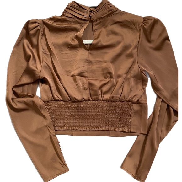 Crop silk blouse - Picture 2 of 7